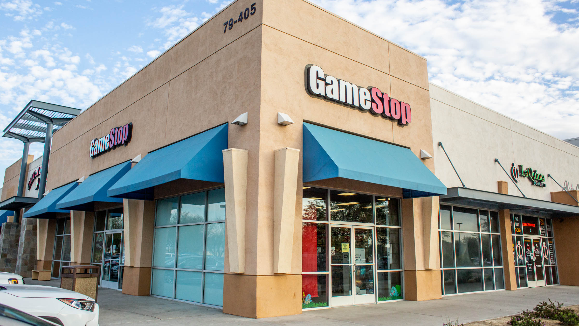 GameStop storefront exterior